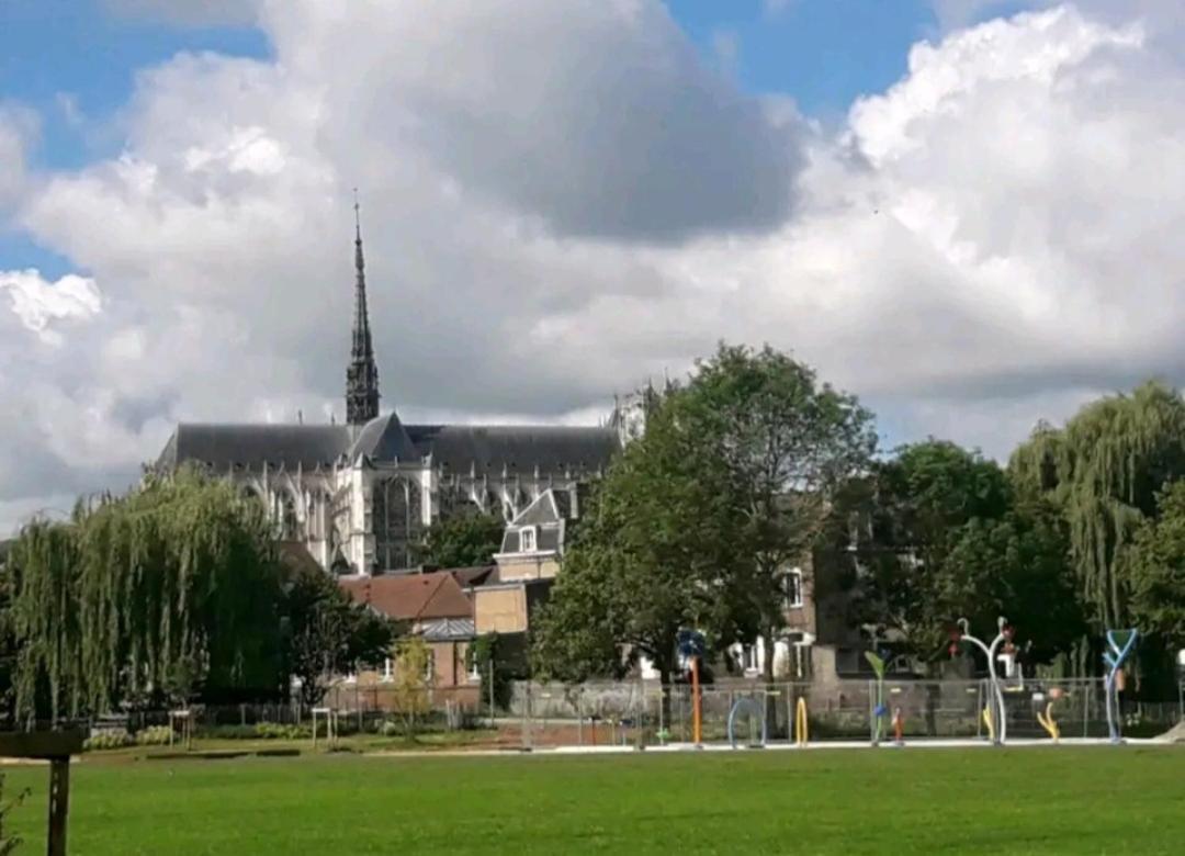 Maison Confortable, Terrasse Et Jardin A Amiens Exteriér fotografie